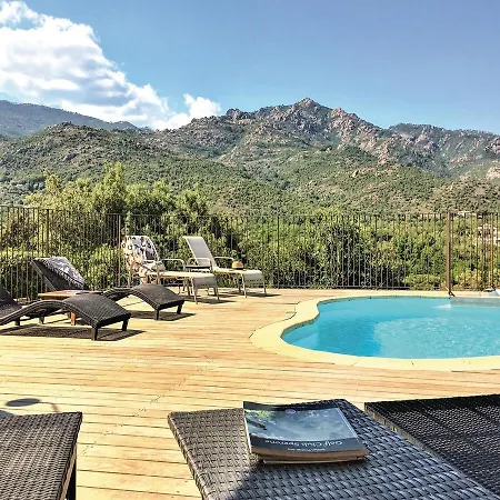 Two-bedroom Holiday In Vecchio Casa de Férias Porto-Vecchio (Corsica)